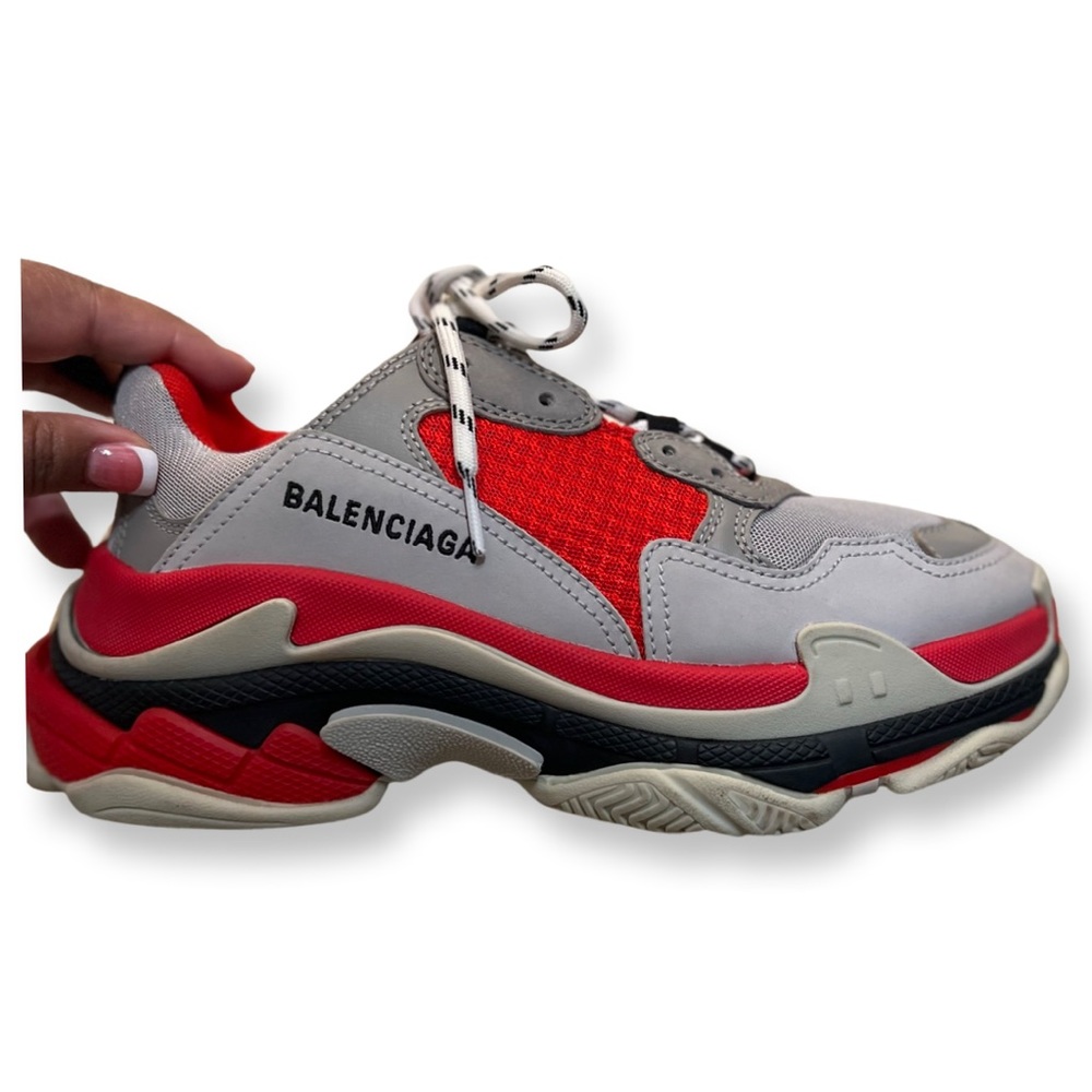 BALENCIAGA WOMEN’S TRIPLE S SNEAKERS